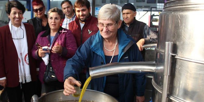 Prof. Dr. Canan Karatay Zeytinyağı İçti, Görenler Şaşırdı
