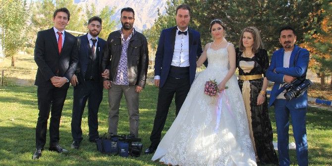 Gazeteci Sevmiş’in Kızına Görkemli Düğün