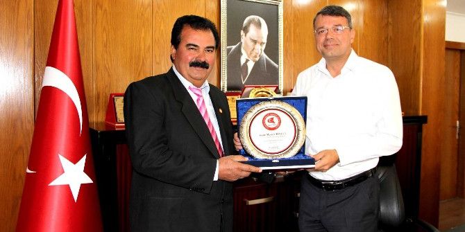 Başkan Turgut: "Muhtarlarımızla İç İçeyiz"