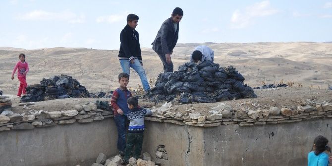 Muş’ta Toprak Evlerde Kış Hazırlığı