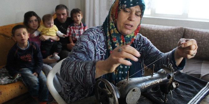 Yeni Hayatlarında "Dikiş Tutturmaya" Çalışıyorlar