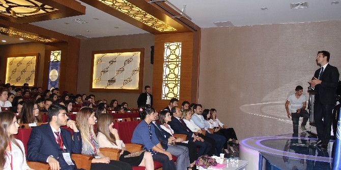 Sektörün Yıldızları Öğrencilerle Bir Araya Geldi