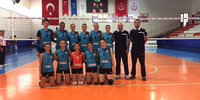 Pursaklar Voleybol İhtisas Takımı Lige Hızlı Başladı