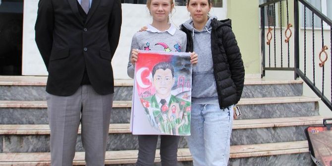 Minik Sahra 15 Temmuz’un Resmini Çizdi