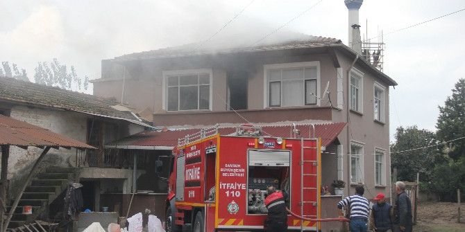 Bafra’da Ev Yangını