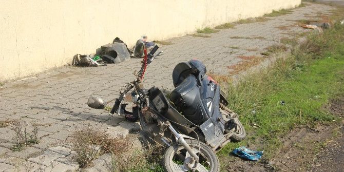 Dolmuş İle Elektrikli Bisiklet Çarpıştı: 1 Ölü