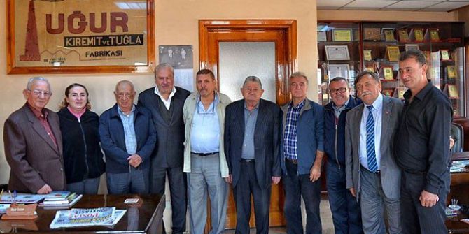 Sanat Dostları’ndan Eski Eski Başkan Okay’a Taziye Ziyareti