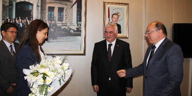 176. Yılda 176. Müşteriye Hediye