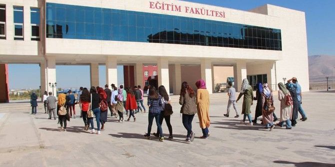 Ürgüplü Lise Öğrencilerden Ömer Halisdemir Üniversitesine Ziyaret