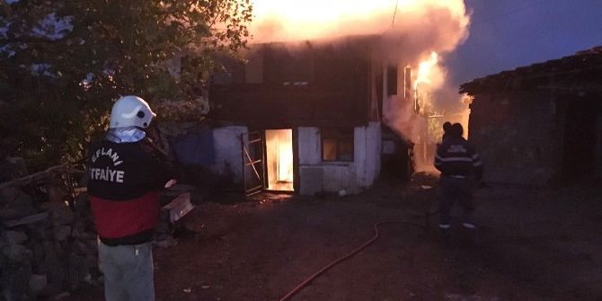 Eflani’de Ev Yangını