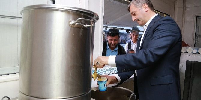 Hergün 5 Bin 500 Kişiye Çorba İkramı
