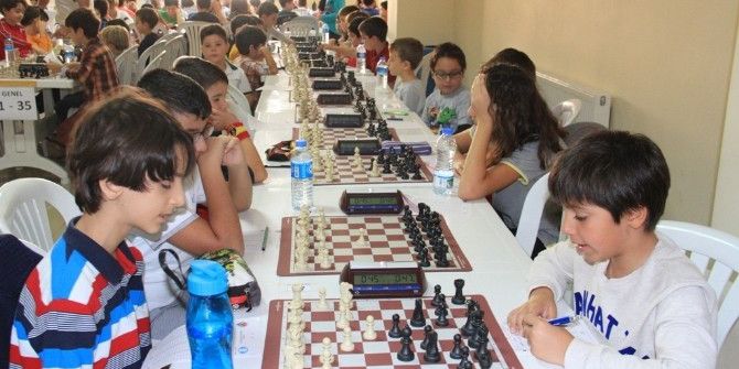 2016 İstanbul Küçükler Satranç İl Birinciliği Turnuvası Kartal’da Gerçekleştirildi