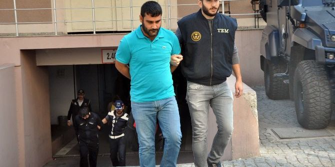 İzmir’de Yakalanan Bombacılar Adliyeye Sevkedildi