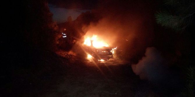 Aracını Yaktı, ’Cinler Yaptırdı’ Dedi