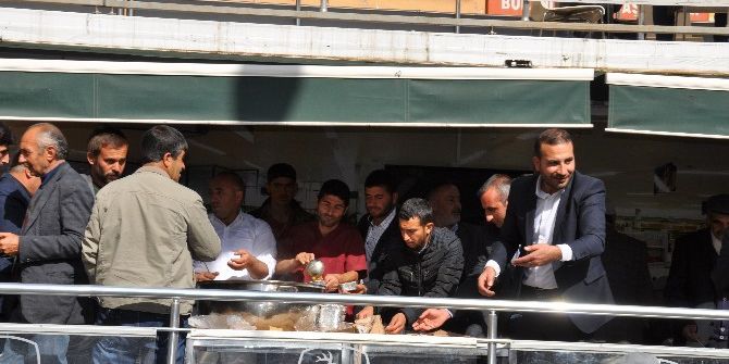 Bulanık’ta Bin 500 Kişiye Aşure Dağıtıldı