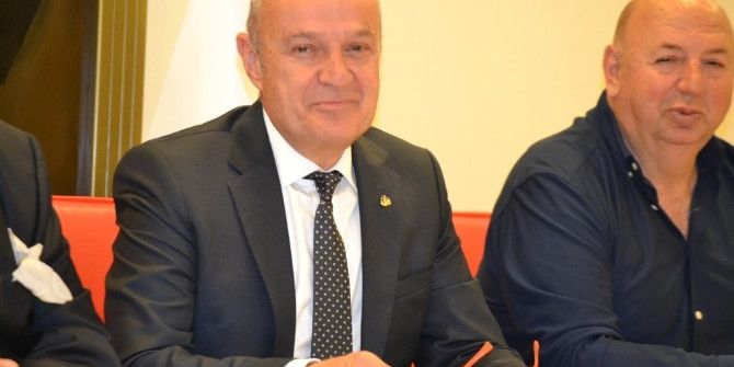 Ayvalık 12. Zeytin Hasat Günlerinde Dr. Şaban Kızıldağ Fırtınası Yaşanacak