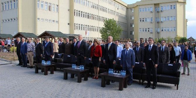 15 Temmuz Şehitleri İçin 246 Fidan Toprakla Buluştu