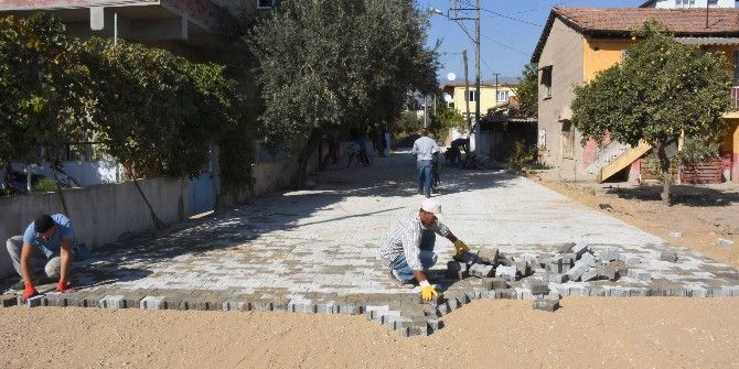 Nazilli Belediyesi Yol Çalışmalarına Devam Ediyor