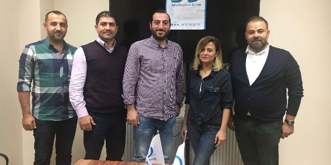 Bursa Reklamcılar Derneği’ne Taze Kan