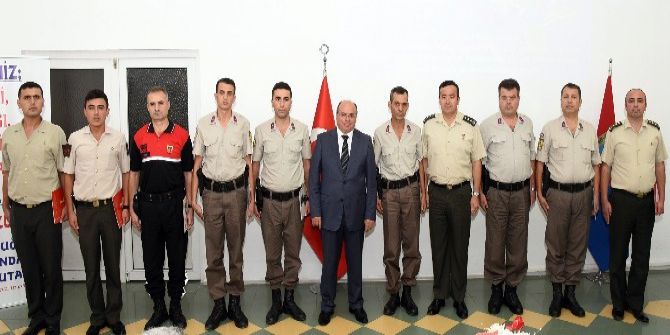 15 Temmuz Kahramanlarına Plâket