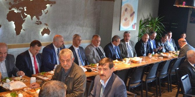 Muhtarlar Kahvaltıda Bir Araya Geldi