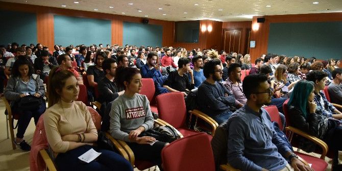 Sosyal Medya Kulübü Yeni Üyeleriyle Buluştu