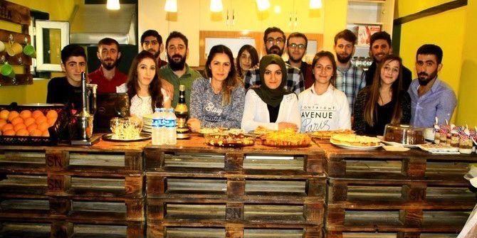 Mahalleliler Kafe Açtı