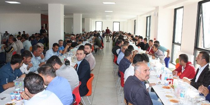 Husumetli Aşiretler Barış Yemeğinde Bir Araya Geldi