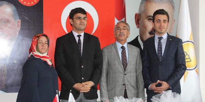 Ak Parti Erzincan Gençlik Kolları Başkanlığında Görev Değişimi