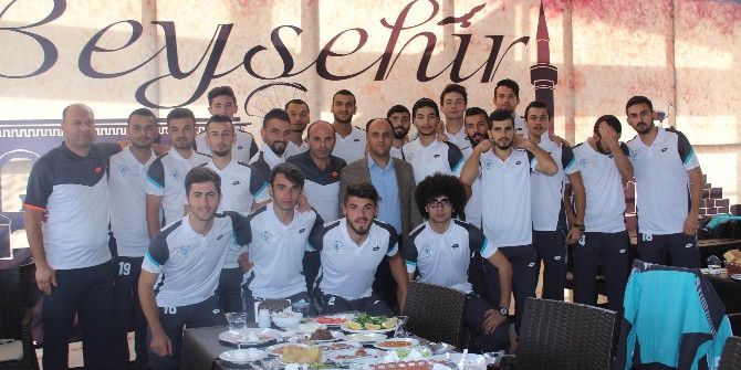 Özaltun, Belediyesporlu Futbolcularla Kahvaltıda Buluştu