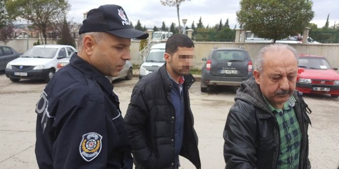 Otomobil Motosiklete Çarptı: 2 Yaralı