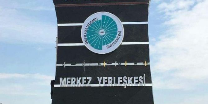Ömer Halidemir Üniversitesinin Giriş Tabelası Dikildi