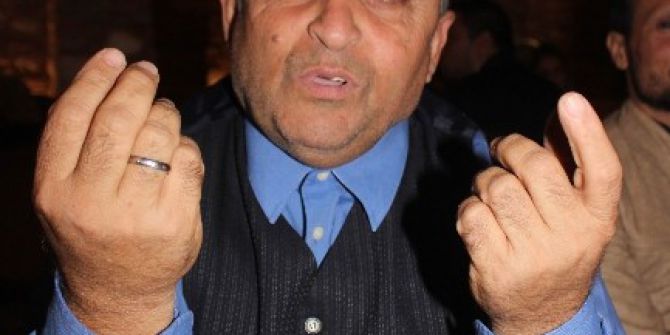 Sürekli Dolandırılmasına Rağmen Vazgeçemiyor