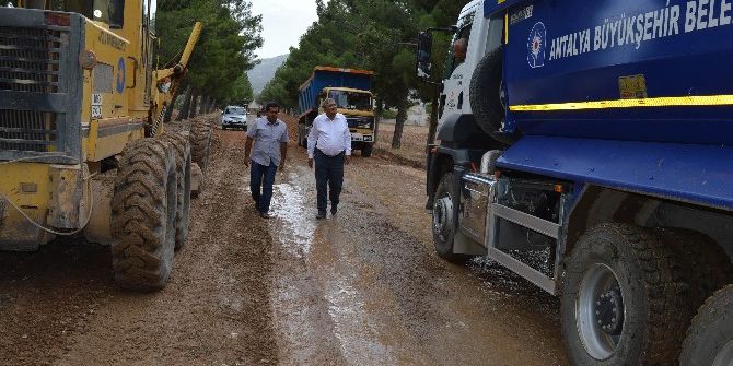 Korkuteli Çomaklı Yolu Yenileniyor