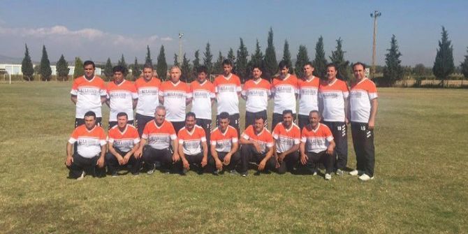 Kula Masterler Futbol Takımı Hazırlık Maçlarına Devam Ediyor