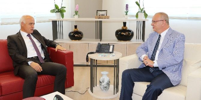 Bayrak’tan Başkan Ergün’e Veda Ziyareti