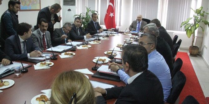 İstihdam İçin Toplandılar