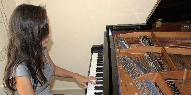 Türk Gence Aşık Olan Japon Sanatçı Kariyerini Geride Bırakıp Bodrum’a Yerleşti