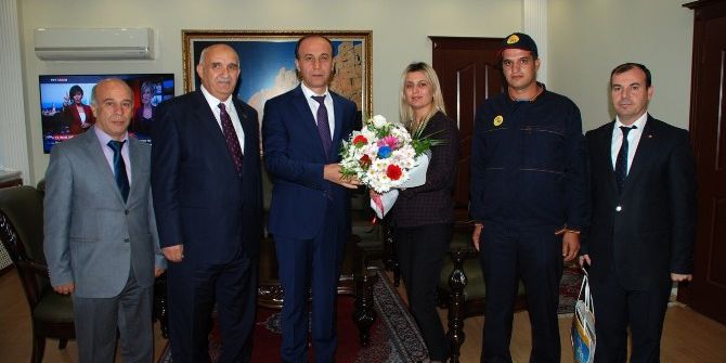 Vali Abdullah Erin’e 15 Temmuz’a Özel Pul