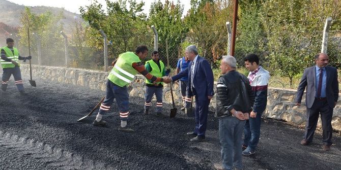 Yeşilyurt Belediyesi Kış Ayı Gelmeden Asfaltlama Çalışmalarına Hız Verdi