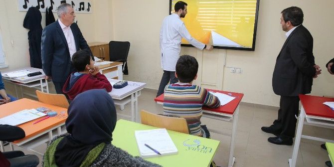 Eyüp Belediyesi Simurg Bilgi Evleri, Öğrencileri Teog’a Hazırlıyor