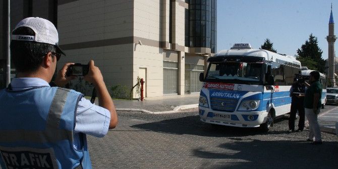 Marmaris’te Dolmuşcular Yeni Çalışma Saatlerine Tepki Gösterdi