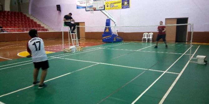 Aydın’da Cumhuriyet Haftası Badminton Müsabakaları Tamamlandı