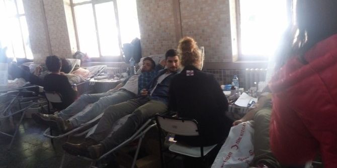 Yabancı Diller Yüksekokulu Öğrencileri Kan Bağışı Yaptı