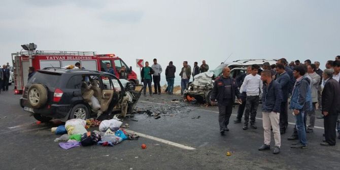 Bitlis’te Trafik Kazası: 2 Ölü, 5 Yaralı