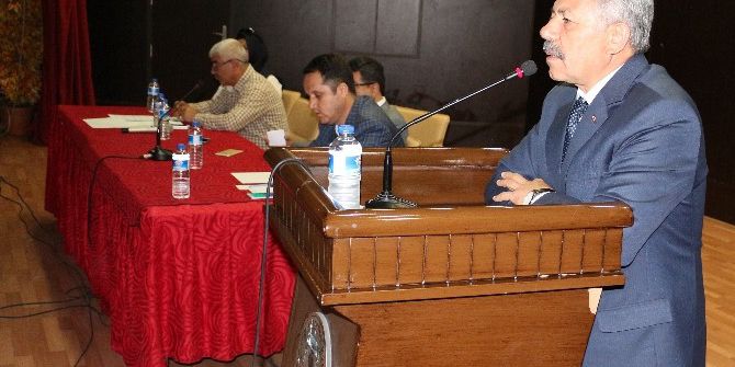 Usta Öğreticileri Bilgilendirme Toplantısı Gerçekleştirildi