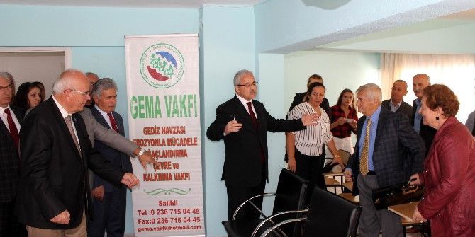 Vali Güvençer’den Salihli Turu