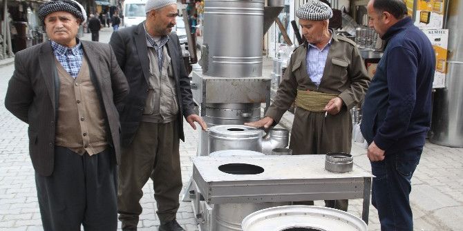 Hakkari’de Soba Satışları Başladı