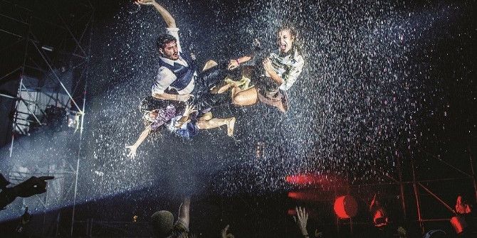 5 Duyunuzla Deneyimleyip Hissedeceğiniz Çılgın Gösteri Fuerza Bruta