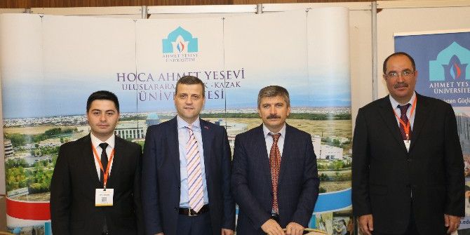 Ahmet Yesevi Üniversitesi Kayseri Eğitim Fuarı’nda